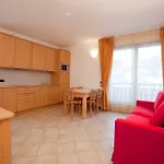 公寓 特奥拉木屋公寓 *